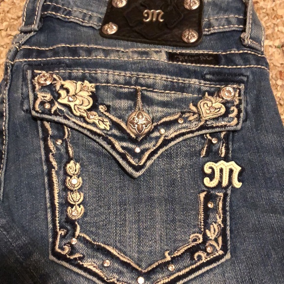 Miss Me heart bling jeans NWOT - Picture 2 of 4
